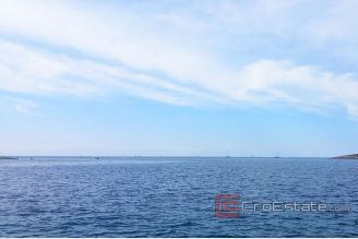 001 2031 90 rogoznica land by the sea for sale