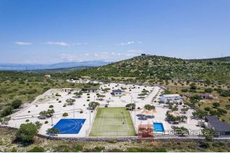 001 2018 242 Brac unique property with panoramic sea view for sale