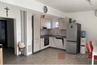 008 2037 56 Zadar house with a pool and a sea view for sale