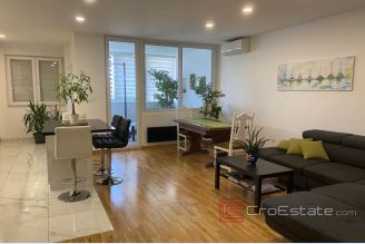 001 2037 43 Split modern two bedroom apartment for sale