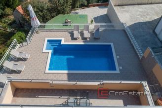 015 2041 68 Marina house with a sea view for sale