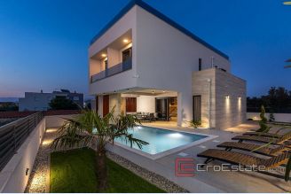 001 2018 245 Zadar newly built villa with a sea view for sale