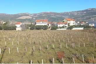 003 2031 104 Kastela building land with a sea view in the M1 zone for sale