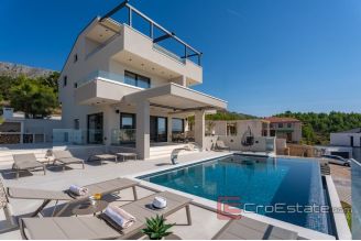 016 2022 370 near split villa with sea view for sale