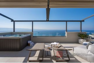 016 2022 370 near split villa with sea view for sale
