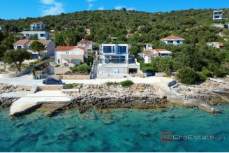 001 2022 400 rogoznica attractive new villa first row to the sea sale