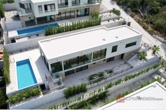 001 5030 30c Ciovo newly built villa with pool for sale
