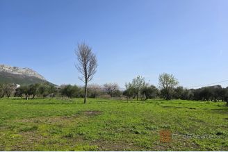 001 2029 73 Kastela Building land near the sea for sale