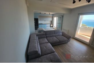 005 2047 05 Split Pazdigrad Modern apartment with a sea view for sale