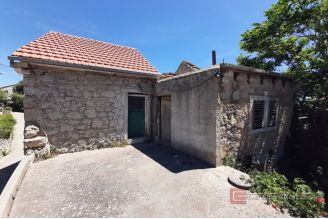 006 2018 258 Island of Hvar Stone house near the sea for sale