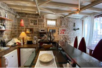 014 2021 382 sibenik residential commercial premises for sale
