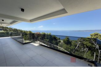 020 2038 85 makarska villa with pool and sea view for sale