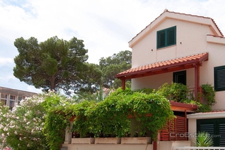 001 2049 01 Omis Charming house in the center for sale
