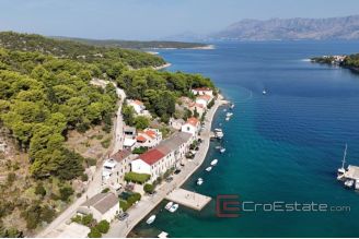 005 2046 17 Brac Building plot with house project for sale