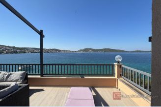 002 2046 19 Rogoznica House in the first row to the sea for sale