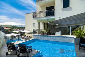 001 2050 03 Hvar Modern apartments with sea view for sale