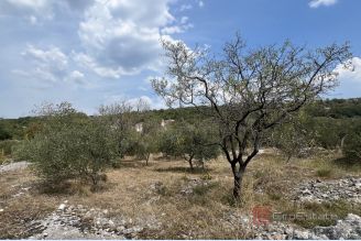 001 2046 23 Omis Spacious building plot for sale