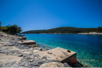 06 2013 187 Korcula building plot sea view