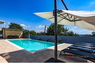 020 2046 24 near zadar luxury villa for sale