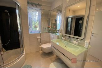 014 2044 29 Split area Three story house with a sea view for sale