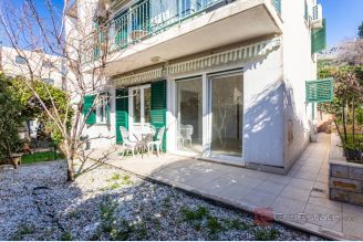 001 5317 30 Split Area house with sea view for sale