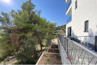016 2044 31 Marina Apartments in a new building with a sea view for sale