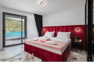 017 2022 423 Rogoznica Newly built villa in the first row to the sea for sale
