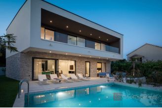 017 2022 423 Rogoznica Newly built villa in the first row to the sea for sale