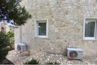 020 2044 34 Pasman Contemporary villa with pool and a sea view for sale