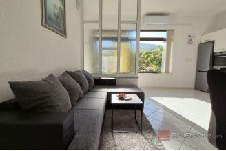 020 2047 31 Dalmatian hinterland Residential and commercial property for sale