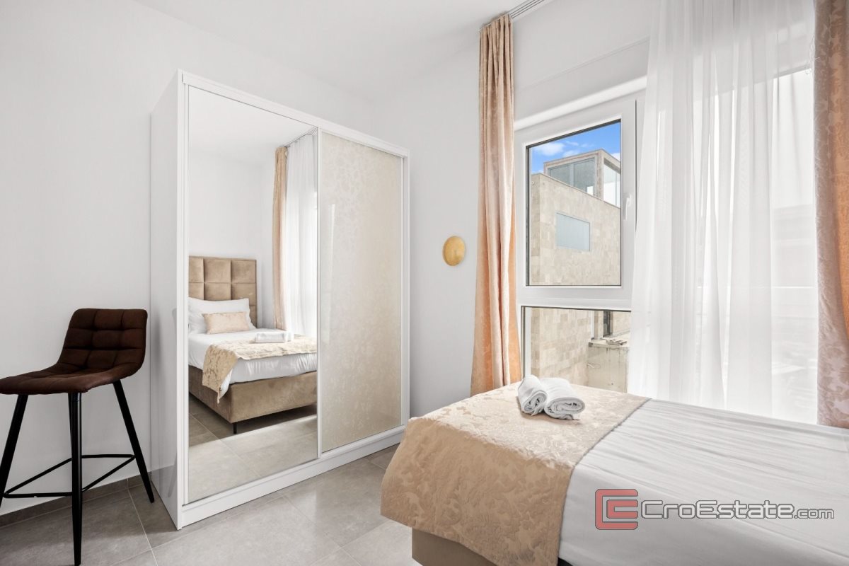 013 2031 148 Ciovo Luxury penthouse with pool and a sea view for rent 013 2031 148 Ciovo Luxury penthouse with pool and a sea view for rent