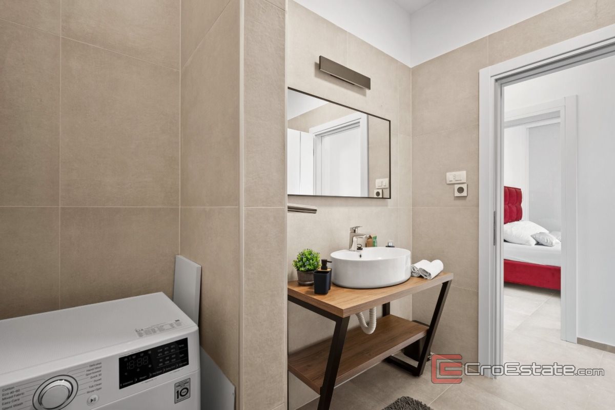 017 2031 148 Ciovo Luxury penthouse with pool and a sea view for rent 017 2031 148 Ciovo Luxury penthouse with pool and a sea view for rent