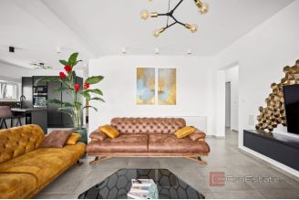 020 2031 148 Ciovo Luxury penthouse with pool and a sea view for rent 020 2031 148 Ciovo Luxury penthouse with pool and a sea view for rent