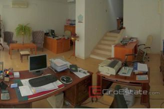 office_Split_008