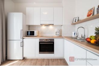 013 2031 155 Trogir Luxury apartment in the first row to the sea for sale