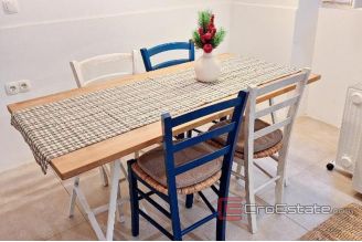 012 2031 158 Trogir Two bedroom apartment in a stone house for sale