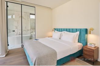 019 2046 57 Umag Prestigious villa in a resort sale