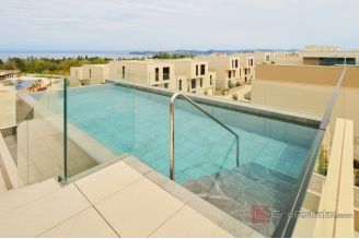 010 2046 58 Umag Luxury semi detached villa in a resort for sale