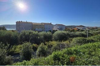 001 2035 199 trogir building plot near sea for sale