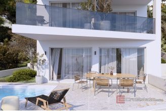 016 2035 207 Ciovo Luxurious two bedroom apartment for sale