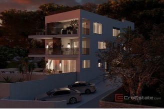 017 2035 209 Ciovo Modern penthouse in the first row to the sea for sale