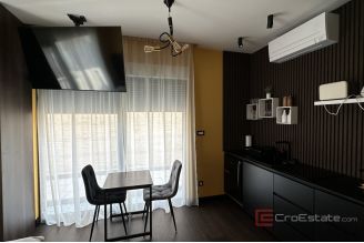 020 2045 69 Split Area Villa with seven apartments for sale