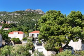 020 2052 02 Peljesac Villa with pool sea view for sale
