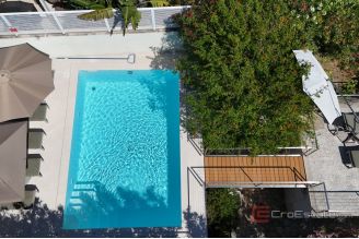 020 2052 02 Peljesac Villa with pool sea view for sale