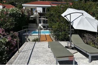 020 2052 02 Peljesac Villa with pool sea view for sale