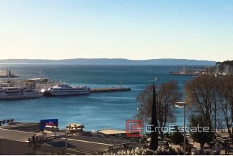 07 4123 30 Split apartment for sale sea view