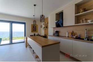25 2013 215 Solta villa sea view for sale