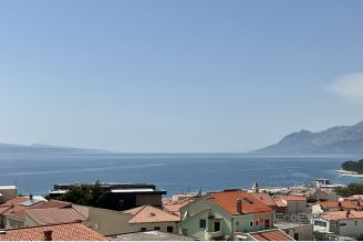 001 2052 36 Makarska Luxury two level apartment with a sea view for sale