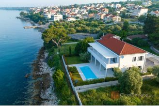 020 2022 448 zadar beautiful seafront stone villa with pool for sale