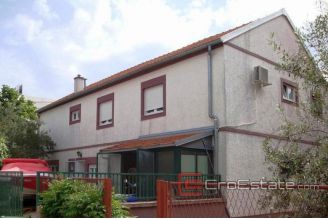 biograd house 007